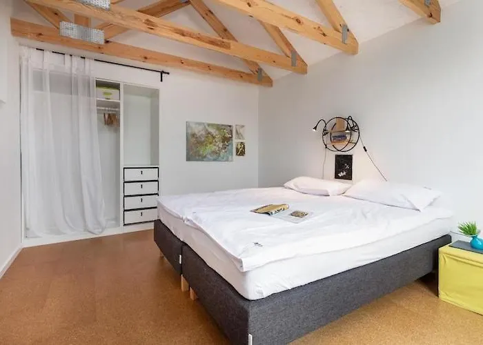 By Wise Ka Near Baltic *